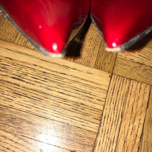 🔥Stuart Weitzman Red🔥Heels size 6.5! Must have! - Picture 4 of 11